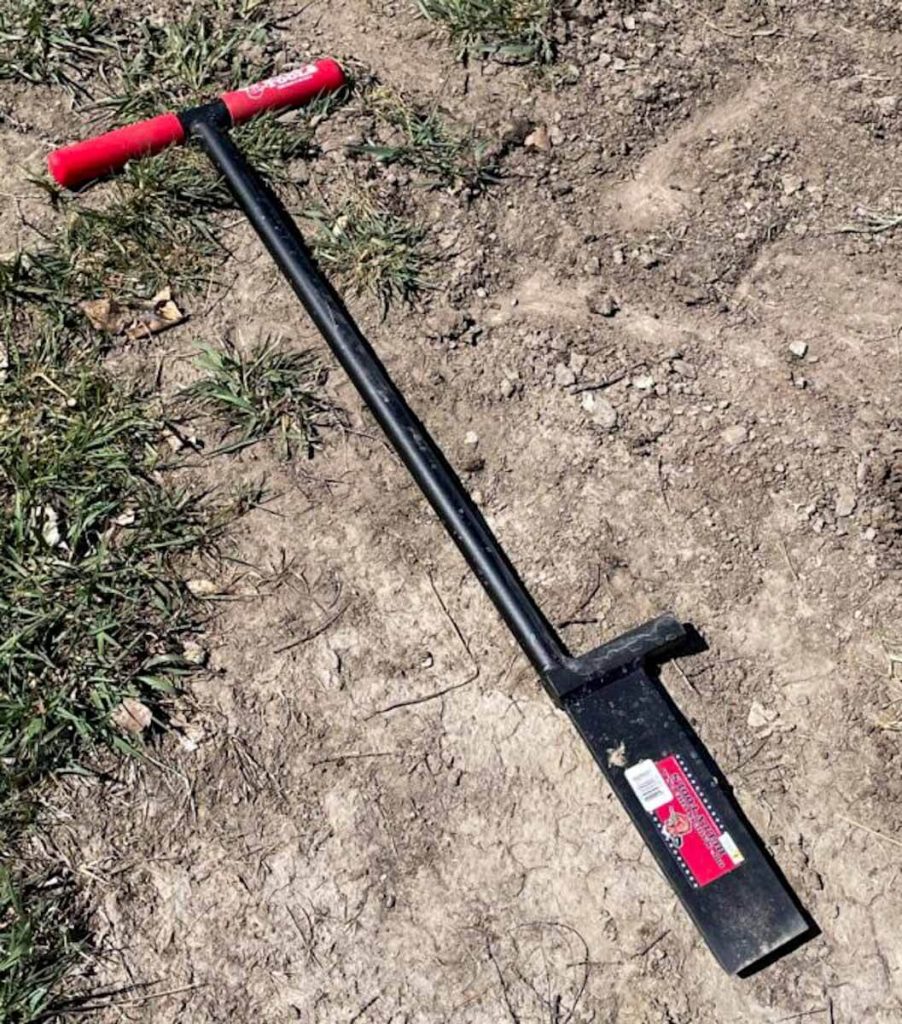 digging trees easily with the dibble bar